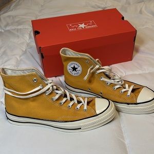 Converse Chuck 70 high tops in Sunflower